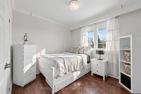 Photo 18 at 8 Rintella Court, Bendale, Toronto