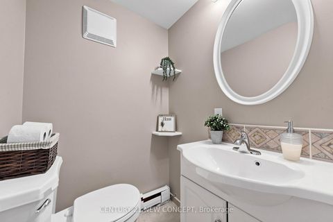 Photo 29 at 8 Rintella Court, Bendale, Toronto