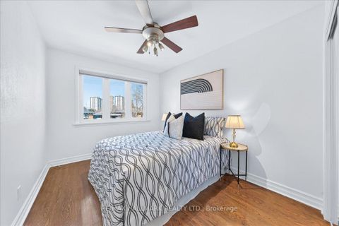 Photo 9 at 25 Fenley Drive, The Westway, Toronto