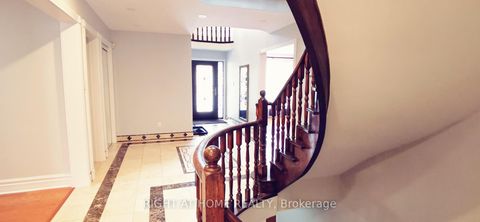 Photo 2 at 358 Valleymede Drive, Doncrest, Richmond Hill