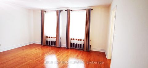 Photo 3 at 358 Valleymede Drive, Doncrest, Richmond Hill