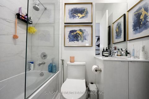 Photo 12 at PH112 - 138 Downes Street, Waterfront Communities C1, Toronto