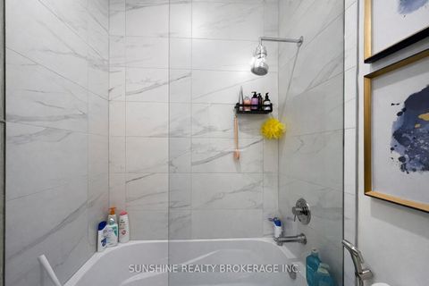 Photo 13 at PH112 - 138 Downes Street, Waterfront Communities C1, Toronto