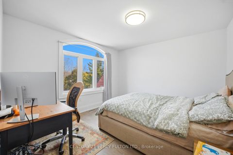 Photo 24 at 195 Danforth Road, Oakridge, Toronto