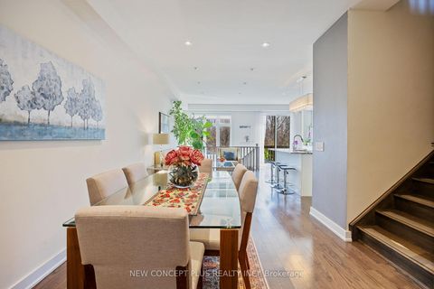 Photo 5 at 47 Dariole Drive, Oak Ridges Lake Wilcox, Richmond Hill