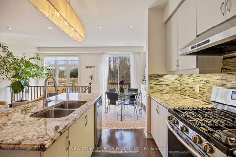 Photo 13 at 47 Dariole Drive, Oak Ridges Lake Wilcox, Richmond Hill