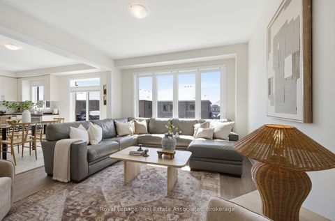 Photo 10 at 103 Northrop Avenue, Newcastle, Clarington