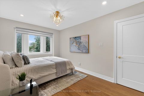 Photo 25 at 1 Wanless Crescent, Lawrence Park South, Toronto