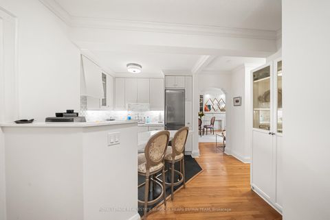 Photo 1 at #205 - 480 Oriole Parkway, Eglinton, Toronto