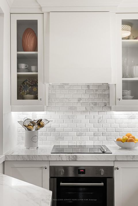 Photo 4 at #205 - 480 Oriole Parkway, Eglinton, Toronto