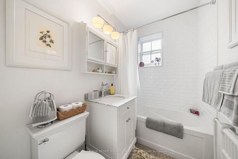 Photo 25 at #205 - 480 Oriole Parkway, Eglinton, Toronto