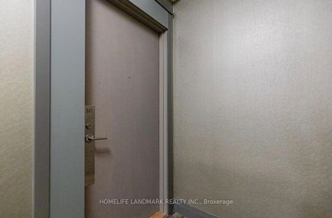 Photo 7 at 507A - 9088 Yonge Street, South Richvale, Richmond Hill