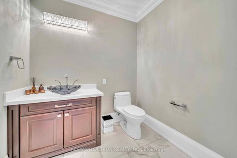 Photo 10 at 74 Yongehurst Road, North Richvale, Richmond Hill