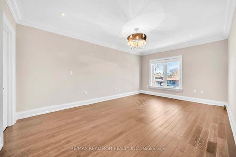 Photo 30 at 74 Yongehurst Road, North Richvale, Richmond Hill