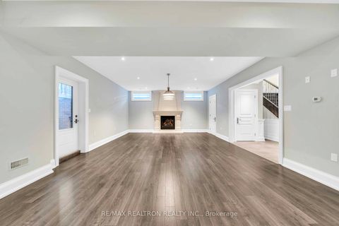 Photo 38 at 74 Yongehurst Road, North Richvale, Richmond Hill