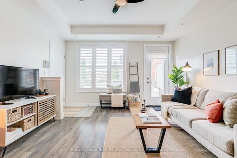 Photo 4 at 13 - 95 Eastwood Park Gardens, Long Branch, Toronto