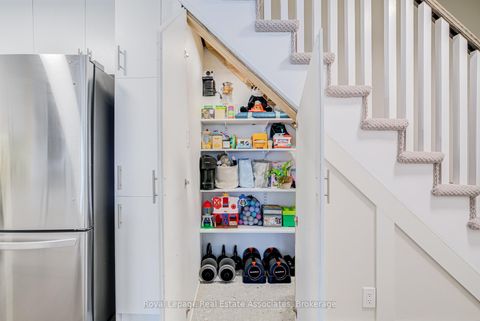 Photo 10 at 13 - 95 Eastwood Park Gardens, Long Branch, Toronto