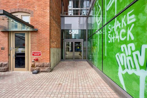 Photo 4 at 718 - 560 King Street W, Waterfront Communities C1, Toronto