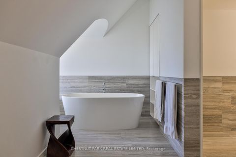 Photo 21 at 1 Glen Edyth Place, Casa Loma, Toronto