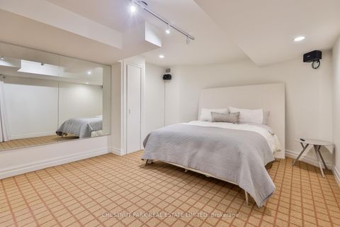 Photo 26 at 1 Glen Edyth Place, Casa Loma, Toronto