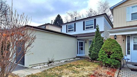 Photo 1 at 742 Beman Drive, Leslie Valley, Newmarket