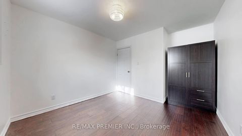 Photo 30 at 742 Beman Drive, Leslie Valley, Newmarket