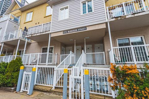 Photo 2 at 222 - 171 Bleecker Street, South St. James Town, Toronto