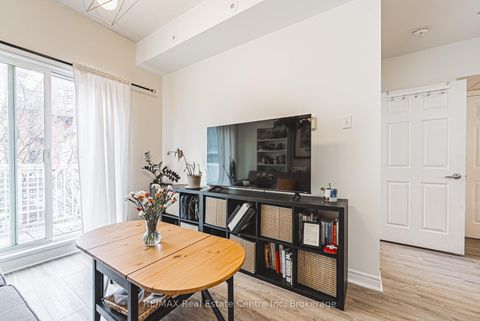 Photo 9 at 222 - 171 Bleecker Street, South St. James Town, Toronto