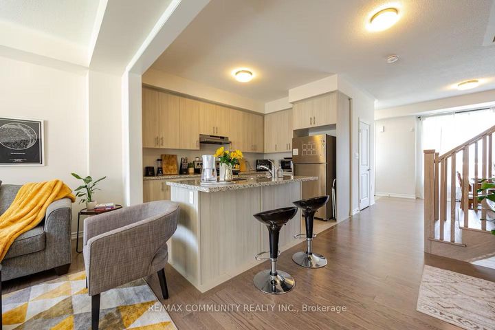 Photo 9 at 10243 Huntington Road, Kleinburg, Vaughan