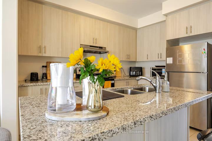 Photo 16 at 10243 Huntington Road, Kleinburg, Vaughan