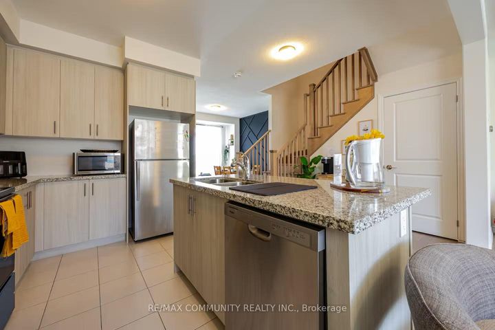 Photo 17 at 10243 Huntington Road, Kleinburg, Vaughan