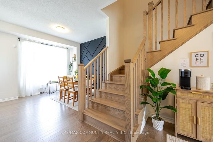 Photo 18 at 10243 Huntington Road, Kleinburg, Vaughan