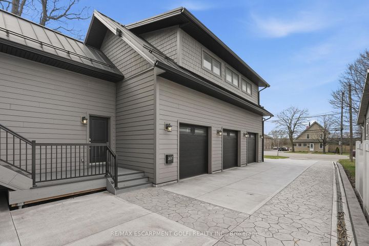 Photo 5 at 207 BEACH Boulevard, Hamilton Beach, Hamilton