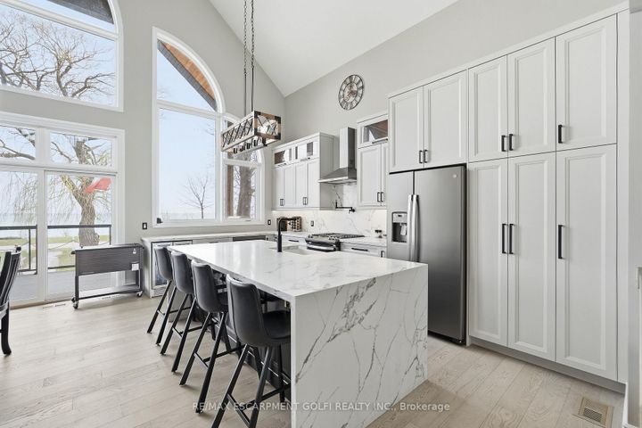 Photo 9 at 207 BEACH Boulevard, Hamilton Beach, Hamilton