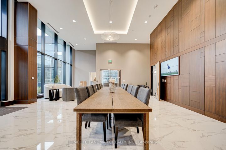 Photo 3 at 303 - 95 Mcmahon Drive, Bayview Village, Toronto