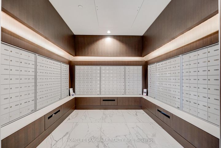 Photo 5 at 303 - 95 Mcmahon Drive, Bayview Village, Toronto