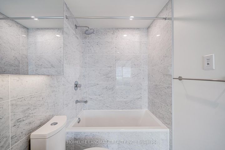 Photo 27 at 303 - 95 Mcmahon Drive, Bayview Village, Toronto