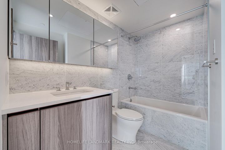 Photo 28 at 303 - 95 Mcmahon Drive, Bayview Village, Toronto