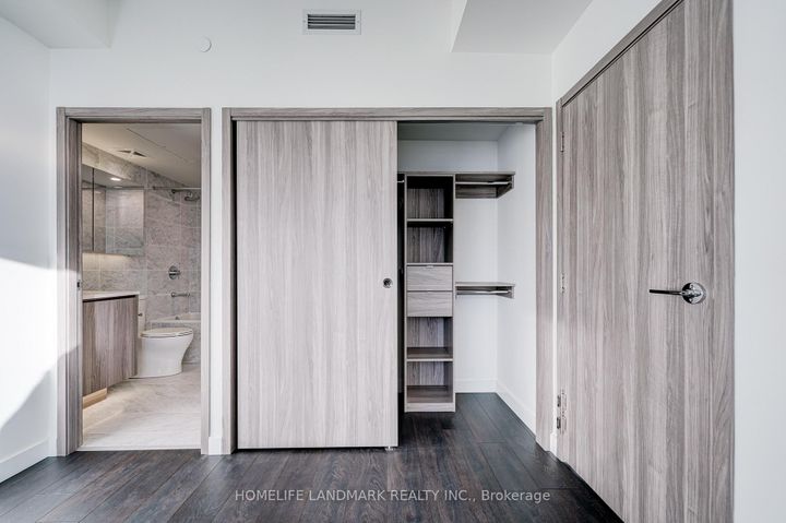 Photo 29 at 303 - 95 Mcmahon Drive, Bayview Village, Toronto