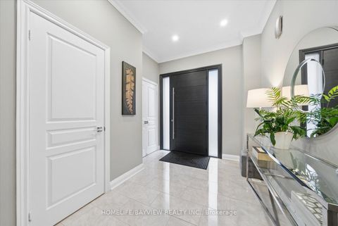 Photo 4 at 15 Maple Forest Drive, Rural Vaughan, Vaughan