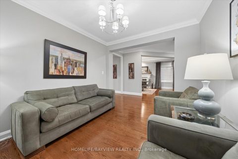 Photo 8 at 15 Maple Forest Drive, Rural Vaughan, Vaughan