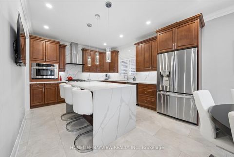 Photo 9 at 15 Maple Forest Drive, Rural Vaughan, Vaughan