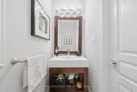 Photo 16 at 15 Maple Forest Drive, Rural Vaughan, Vaughan