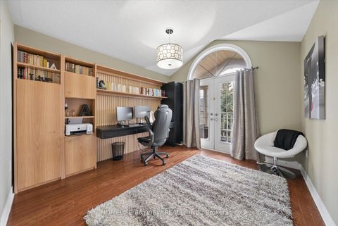 Photo 18 at 15 Maple Forest Drive, Rural Vaughan, Vaughan