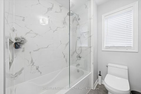 Photo 31 at 15 Maple Forest Drive, Rural Vaughan, Vaughan