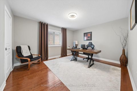 Photo 36 at 15 Maple Forest Drive, Rural Vaughan, Vaughan