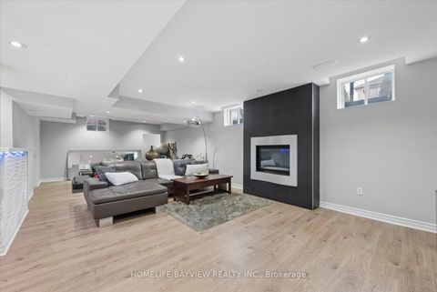 Photo 38 at 15 Maple Forest Drive, Rural Vaughan, Vaughan