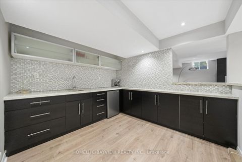 Photo 41 at 15 Maple Forest Drive, Rural Vaughan, Vaughan