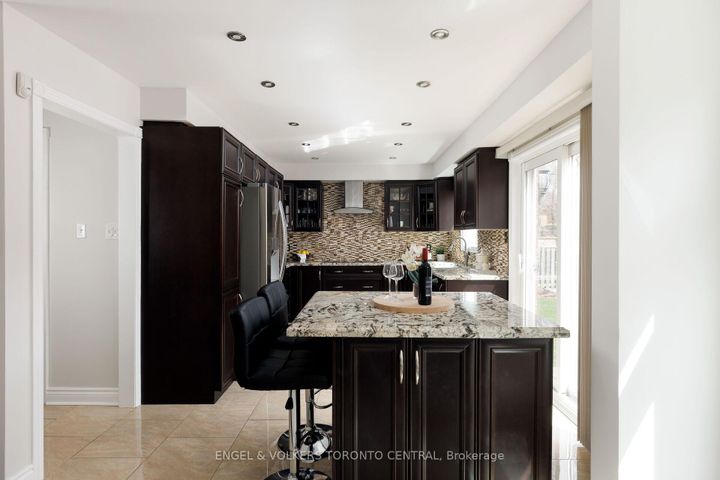 Photo 16 at 1539 Nipissing Court, Amberlea, Pickering