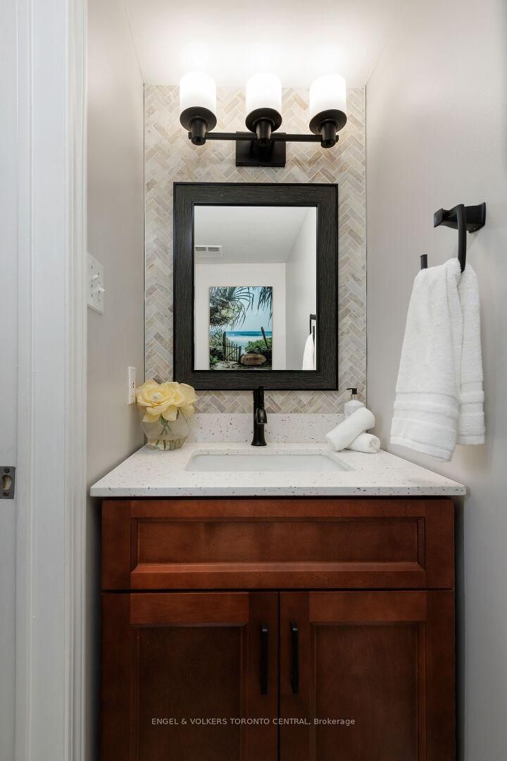 Photo 20 at 1539 Nipissing Court, Amberlea, Pickering